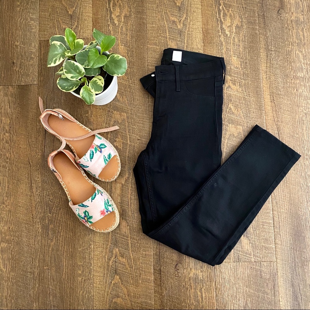 Old Navy Super Skinny Mid rise Jeans